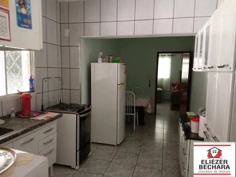 Casa à venda — foto 4 de 7