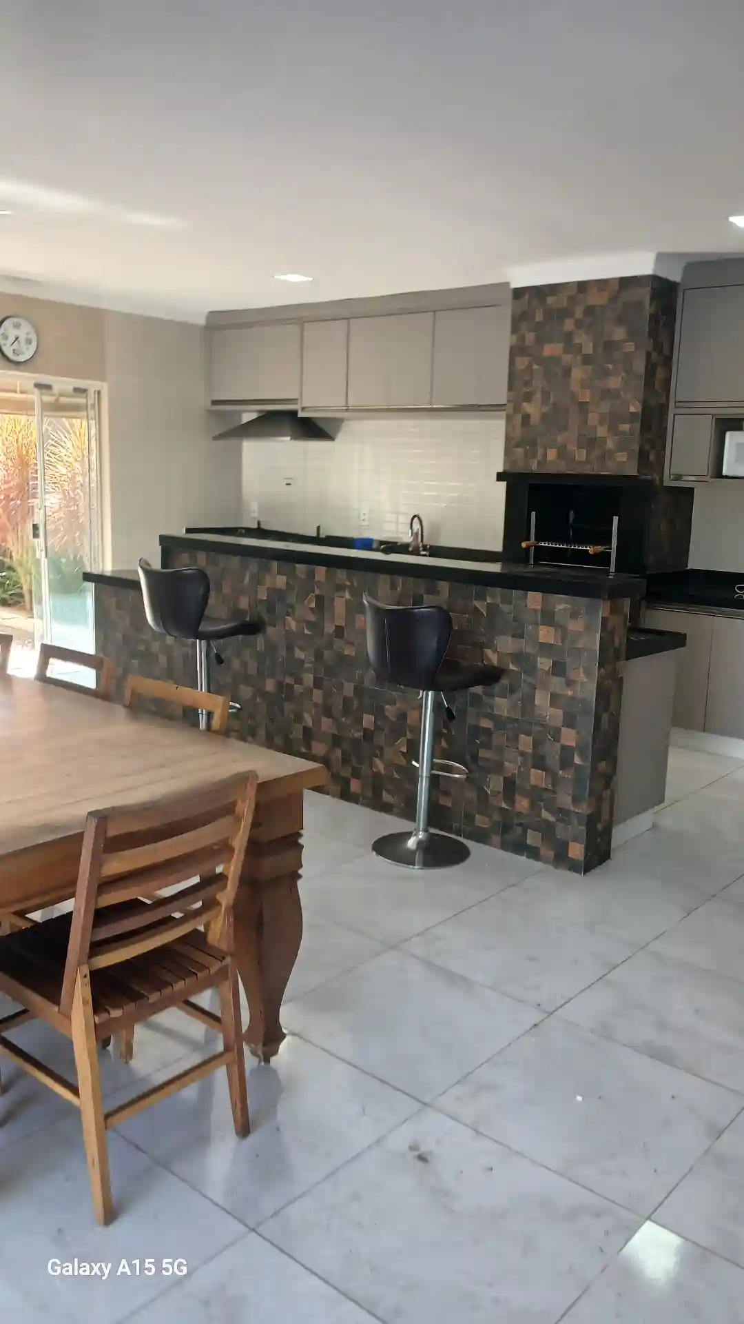 Casa de Condomínio com 3 quartos à venda, 200m² — foto 1 de 39