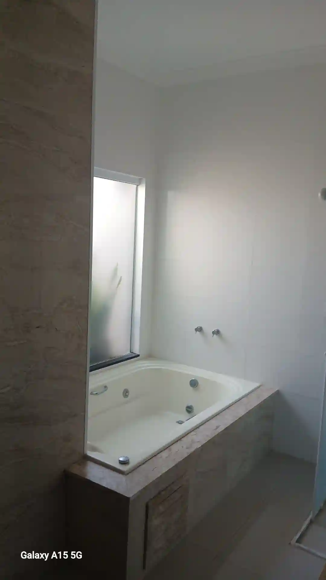 Casa de Condomínio com 3 quartos à venda, 200m² — foto 13 de 39