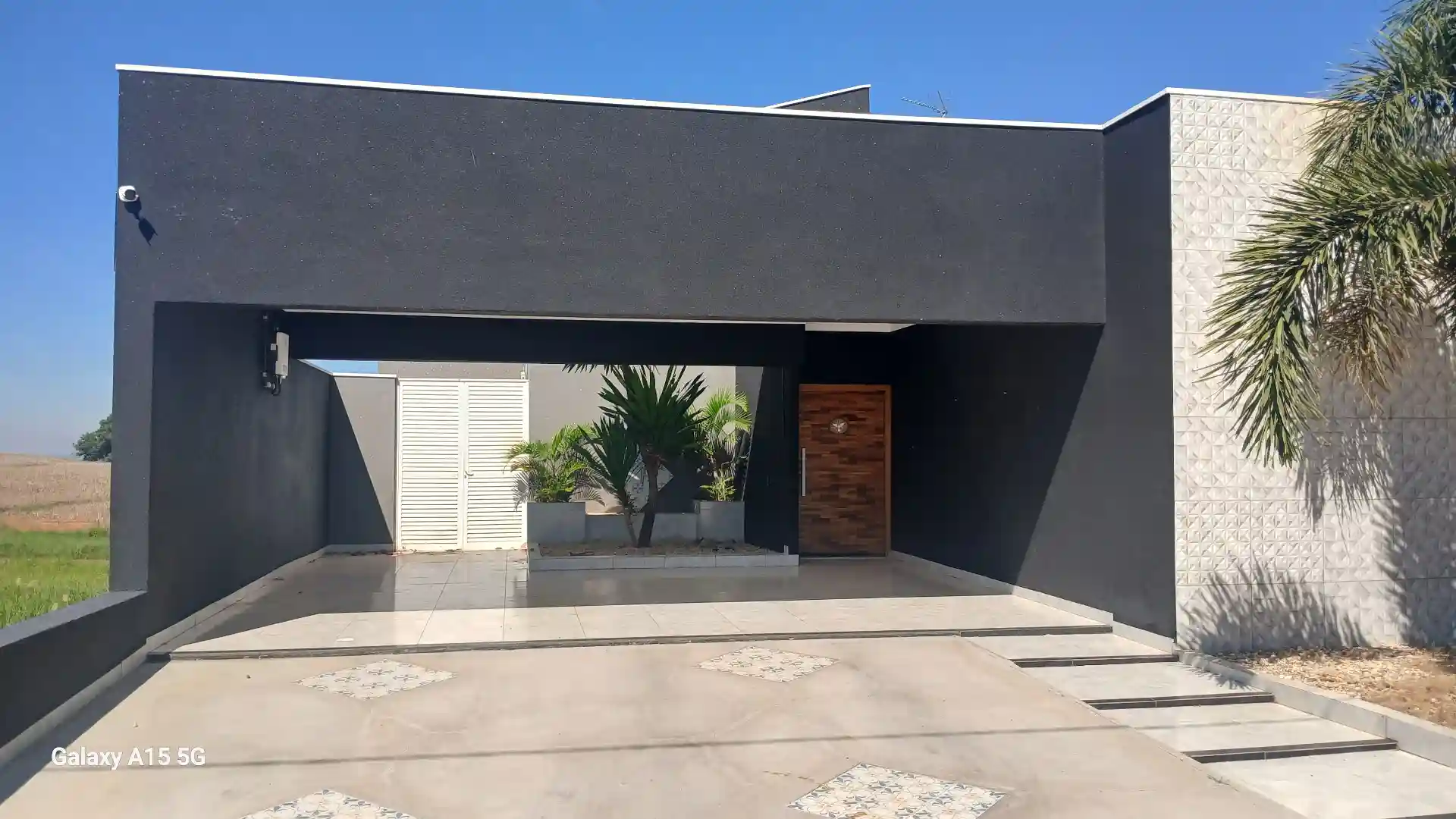 Casa de Condomínio com 3 quartos à venda, 200m² — foto 3 de 39