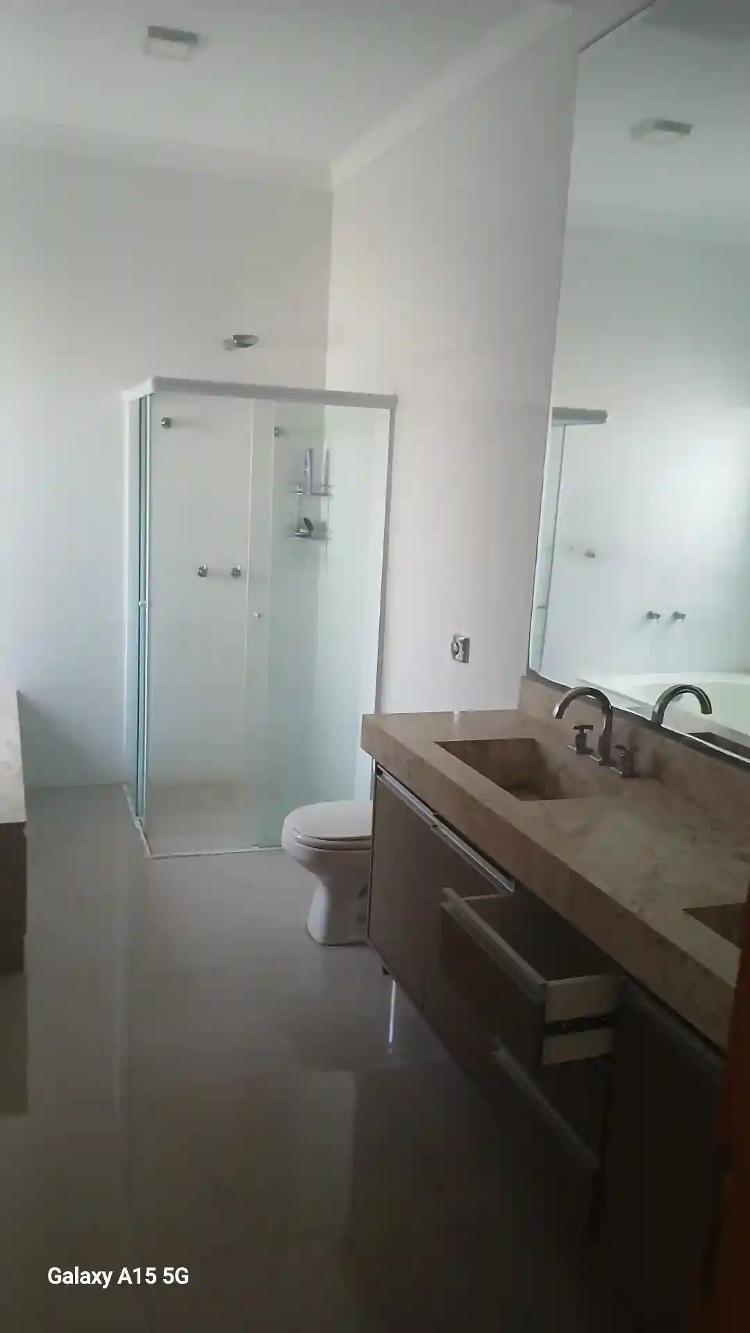 Casa de Condomínio com 3 quartos à venda, 200m² — foto 12 de 39