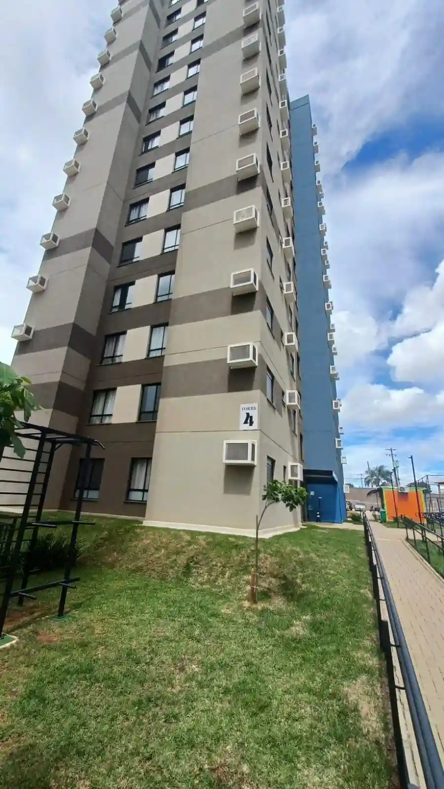 Apartamento com 2 quartos à venda, 60m² — foto 2 de 24