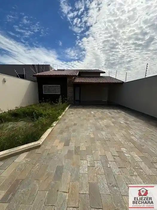 Casa com 3 quartos à venda, 270m² — foto 24 de 27