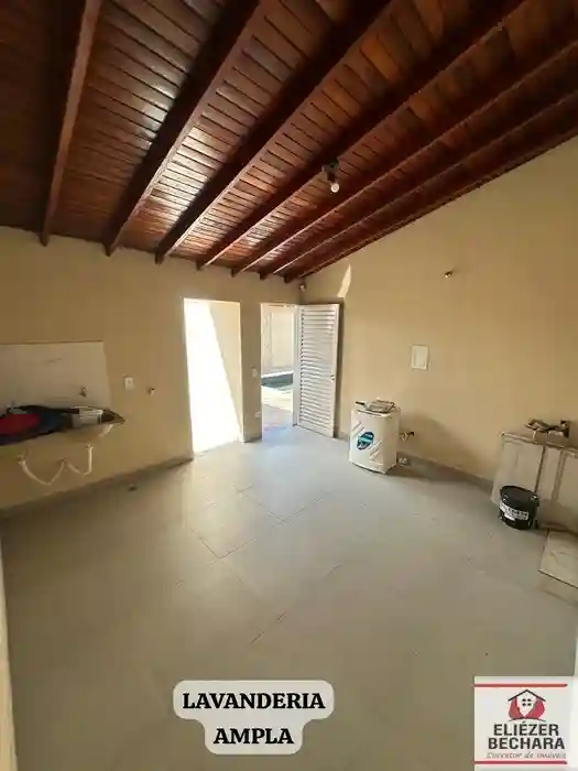 Casa com 3 quartos à venda, 270m² — foto 10 de 27