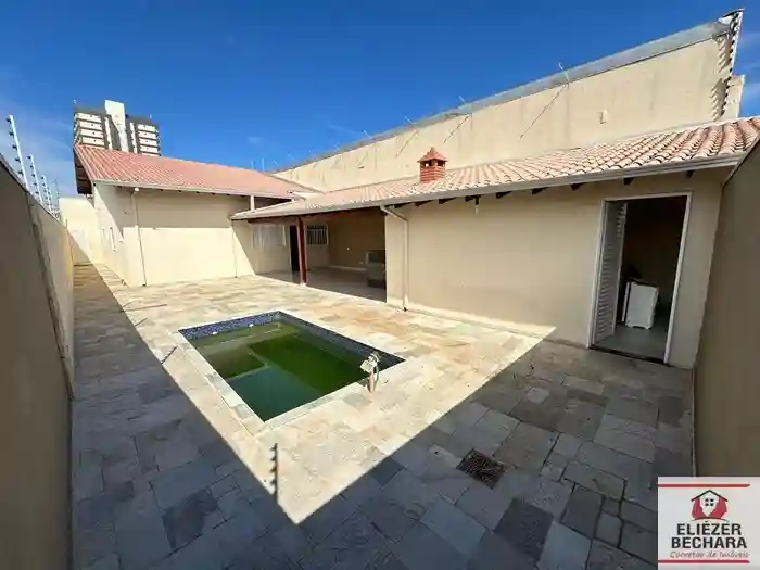 Casa com 3 quartos à venda, 270m² — foto 8 de 27