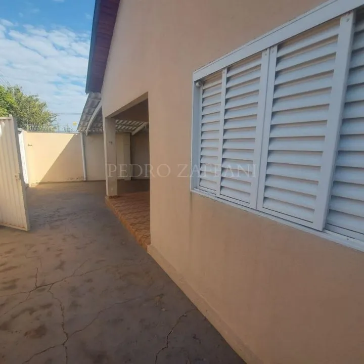 Casa à venda — foto 2 de 6