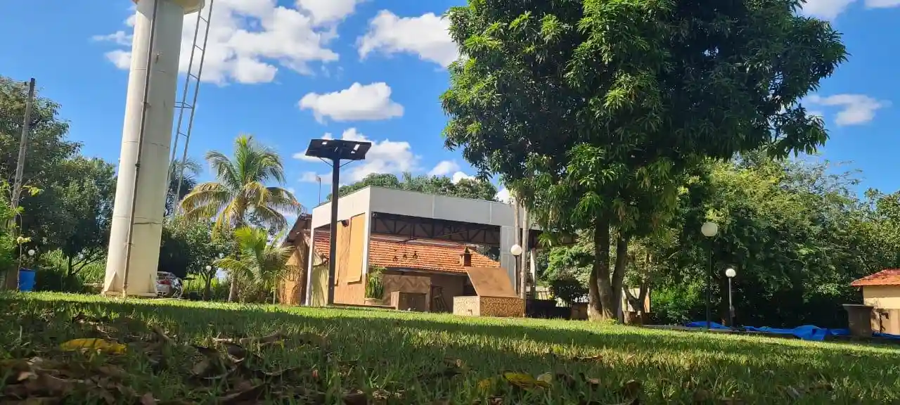 Fazenda / Sítio / Chácara com 2 quartos à venda, 1500m² — foto 15 de 16