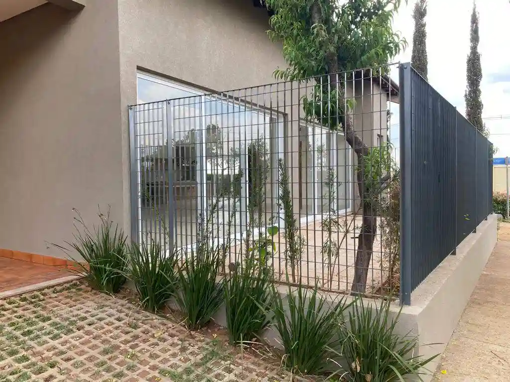 Casa de Condomínio com 3 quartos à venda, 520m² — foto 2 de 7