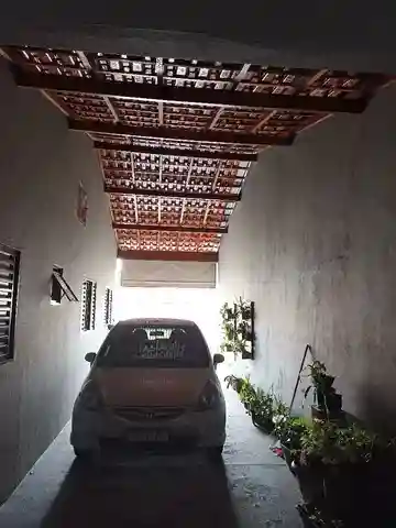 Casa com 3 quartos à venda, 200m² — foto 3 de 12