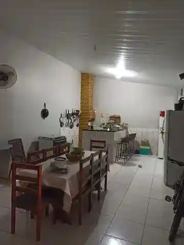 Casa com 3 quartos à venda, 200m² — foto 10 de 12