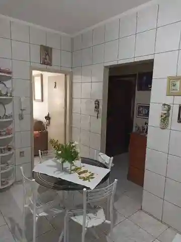 Casa com 3 quartos à venda, 200m² — foto 11 de 12