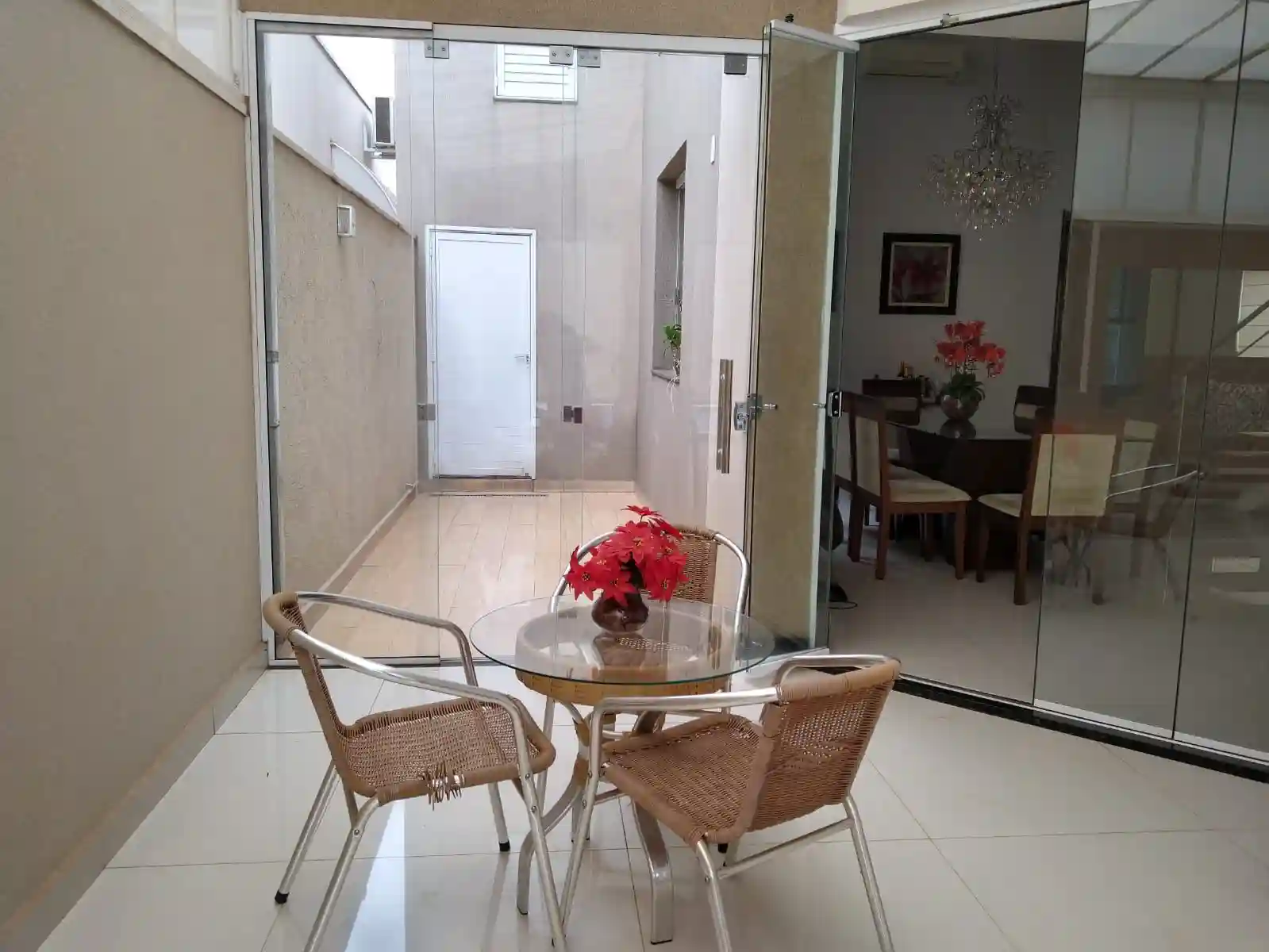 Casa de Condomínio com 4 quartos à venda, 340m² — foto 3 de 24