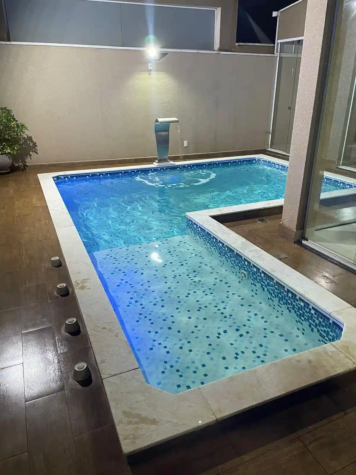 Casa de Condomínio com 4 quartos à venda, 340m² — foto 11 de 24