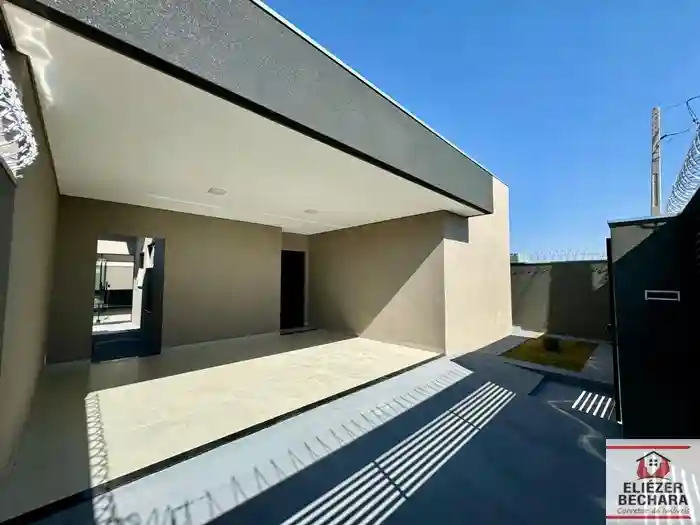 Casa com 3 quartos à venda, 127m² — foto 3 de 17