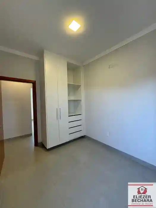 Casa com 3 quartos à venda, 127m² — foto 14 de 17