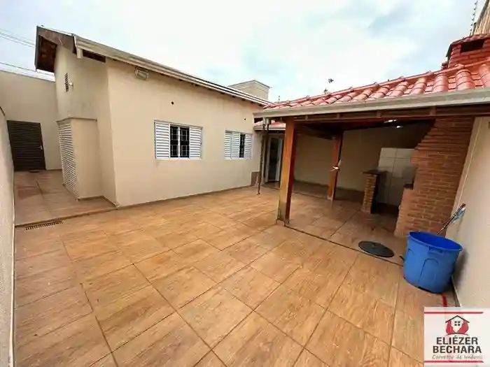 Casa com 3 quartos à venda, 127m² — foto 9 de 19
