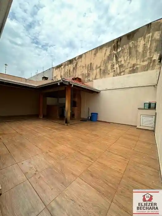 Casa com 3 quartos à venda, 127m² — foto 16 de 19