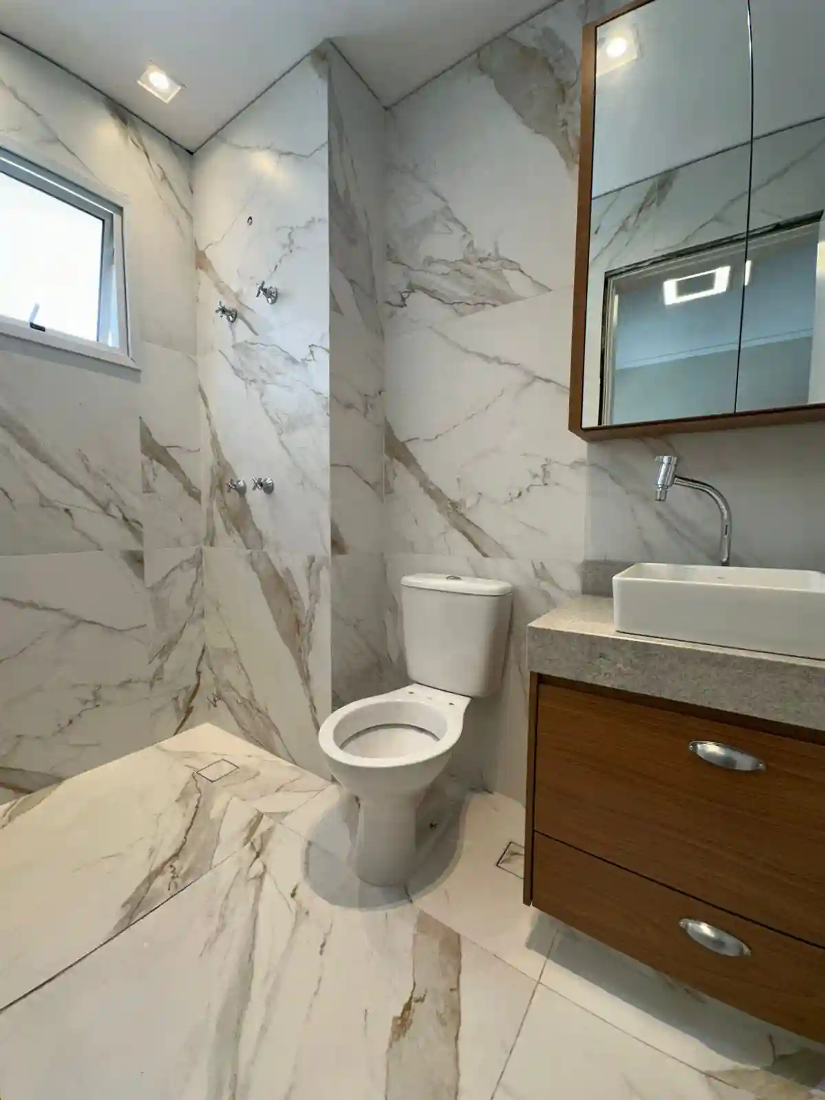 Apartamento com 2 quartos à venda, 77m² — foto 17 de 26
