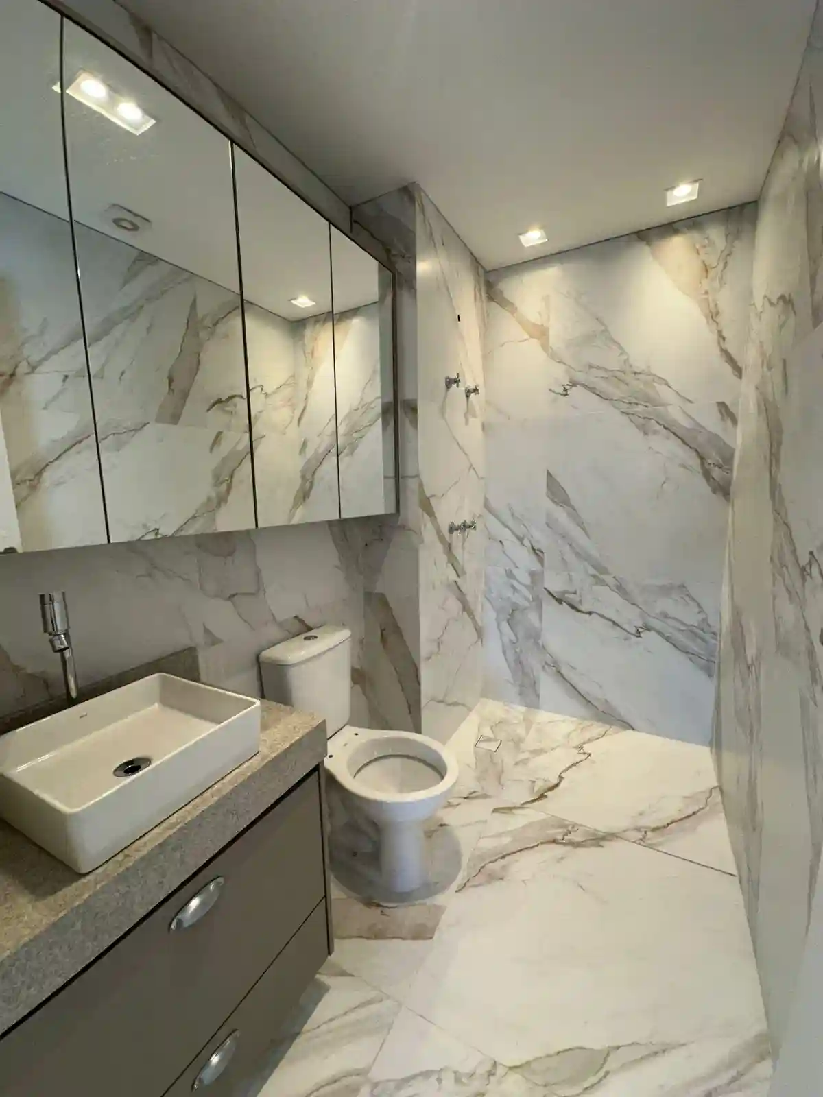 Apartamento com 2 quartos à venda, 77m² — foto 19 de 26