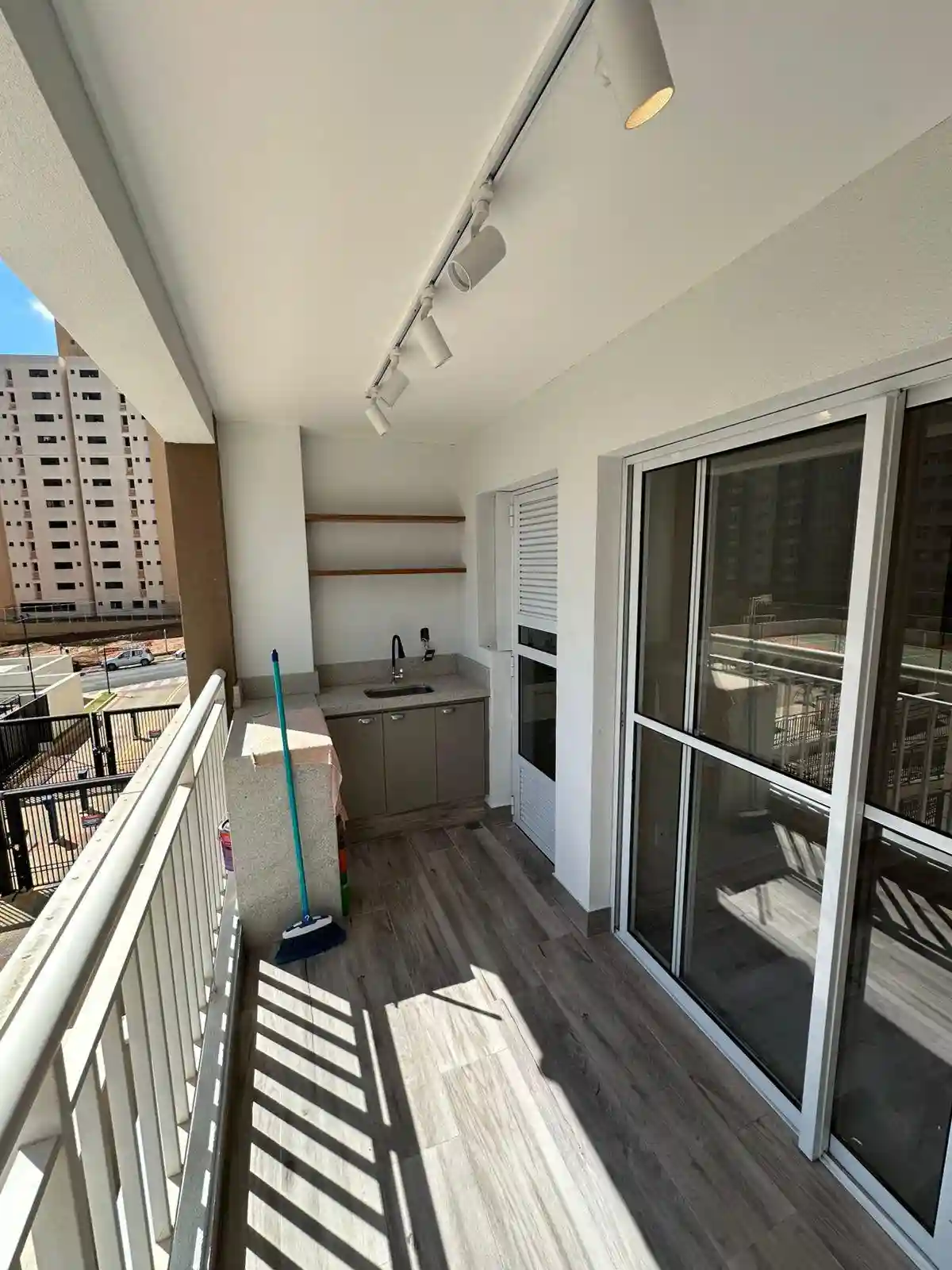 Apartamento com 2 quartos à venda, 77m² — foto 24 de 26