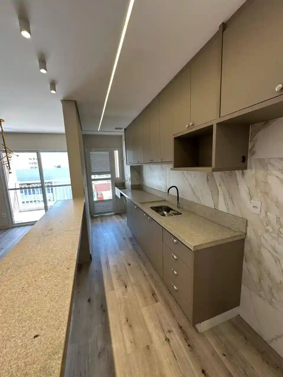 Apartamento com 2 quartos à venda, 77m² — foto 23 de 26