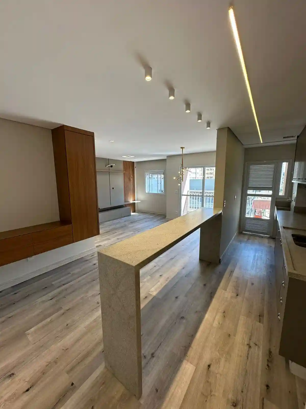 Apartamento com 2 quartos à venda, 77m² — foto 4 de 26