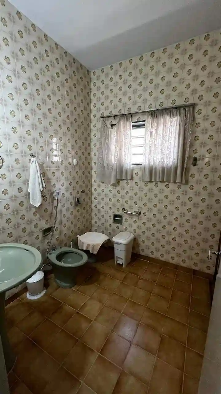 Casa com 4 quartos à venda, 270m² — foto 11 de 39