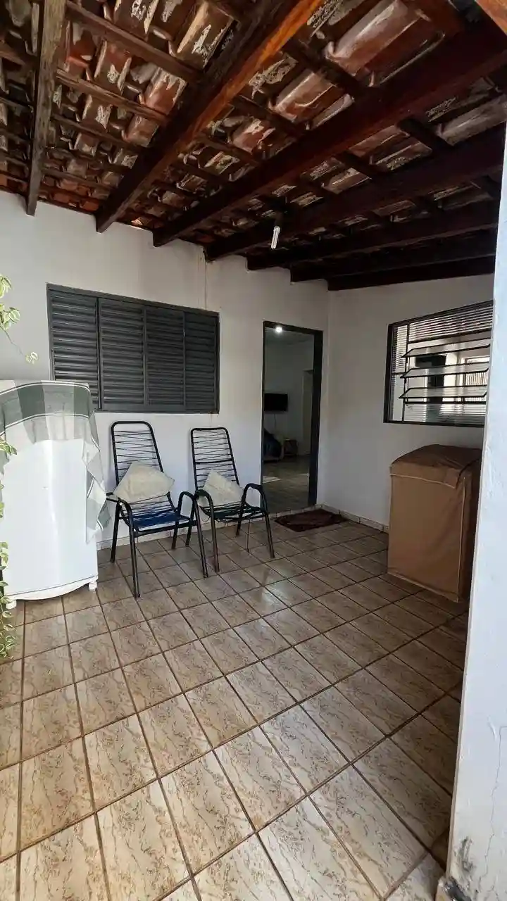 Casa com 4 quartos à venda, 270m² — foto 28 de 39