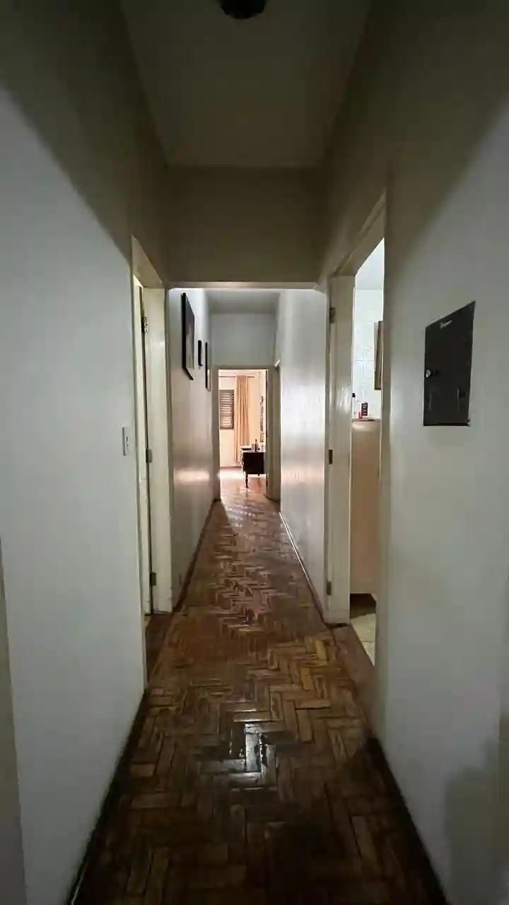 Casa com 4 quartos à venda, 270m² — foto 14 de 39
