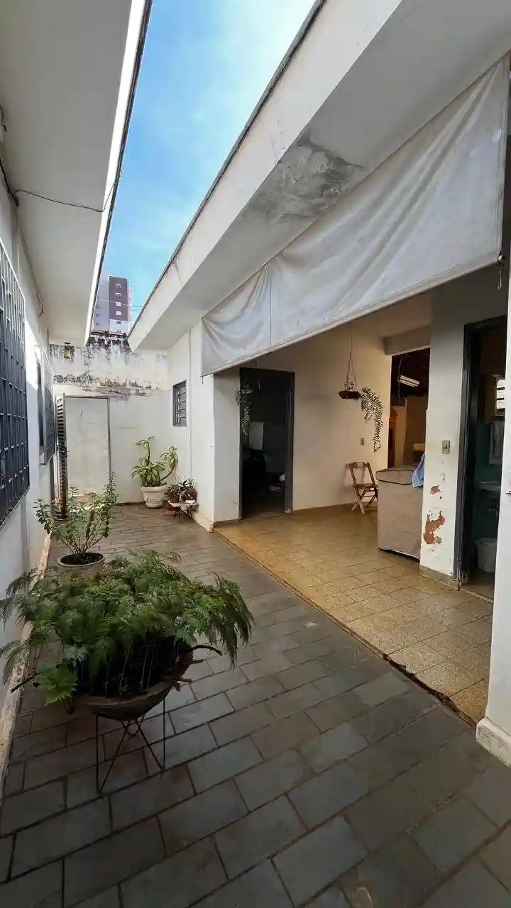 Casa com 4 quartos à venda, 270m² — foto 19 de 39
