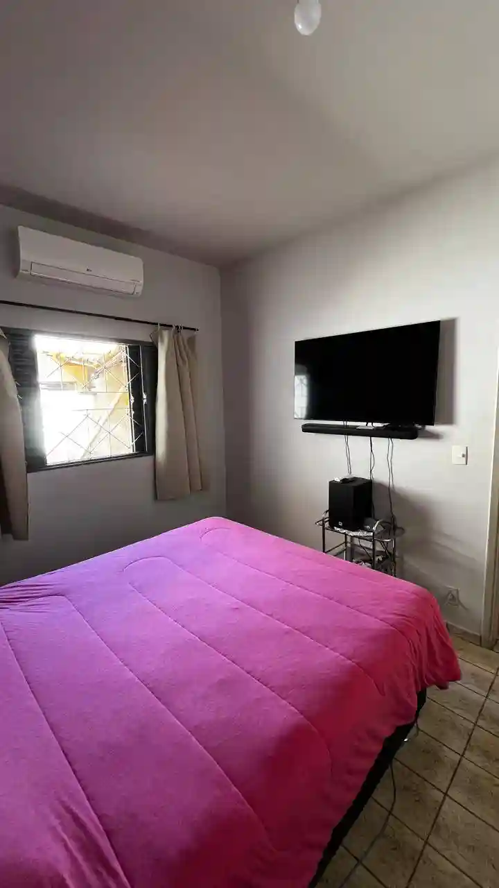 Casa com 4 quartos à venda, 270m² — foto 37 de 39