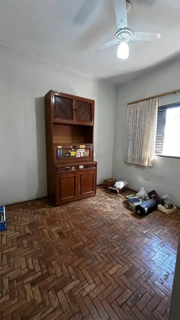 Casa com 4 quartos à venda, 270m² — foto 12 de 39