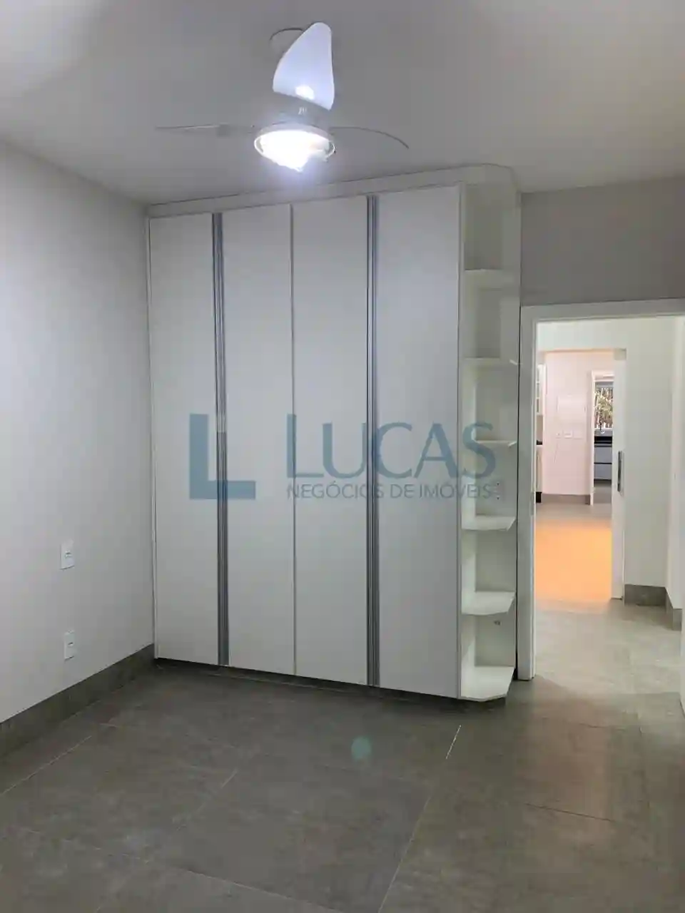 Casa de Condomínio com 4 quartos à venda, 340m² — foto 35 de 42