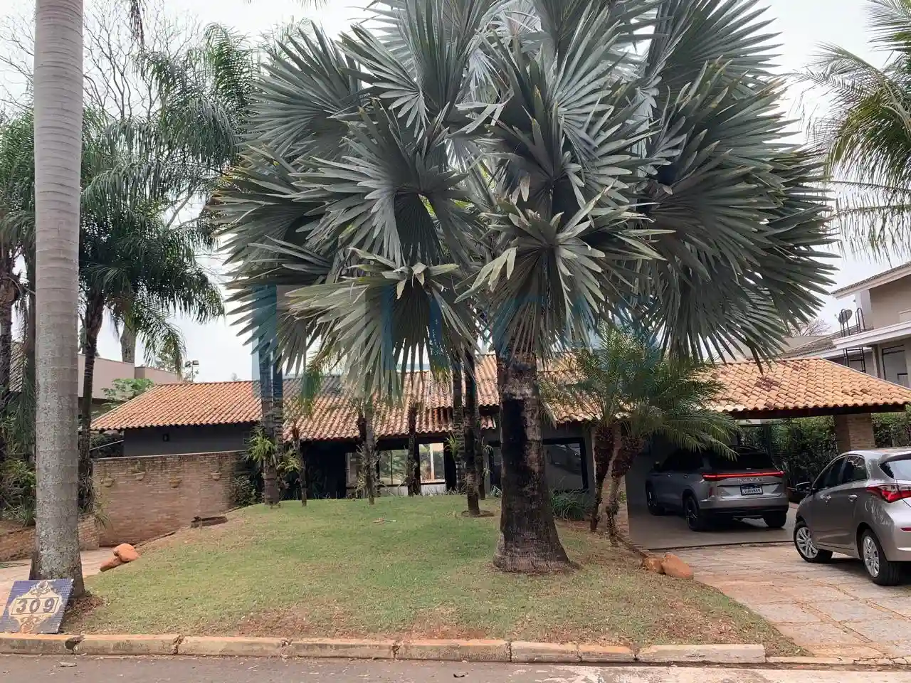 Casa de Condomínio com 4 quartos à venda, 340m² — foto 8 de 42
