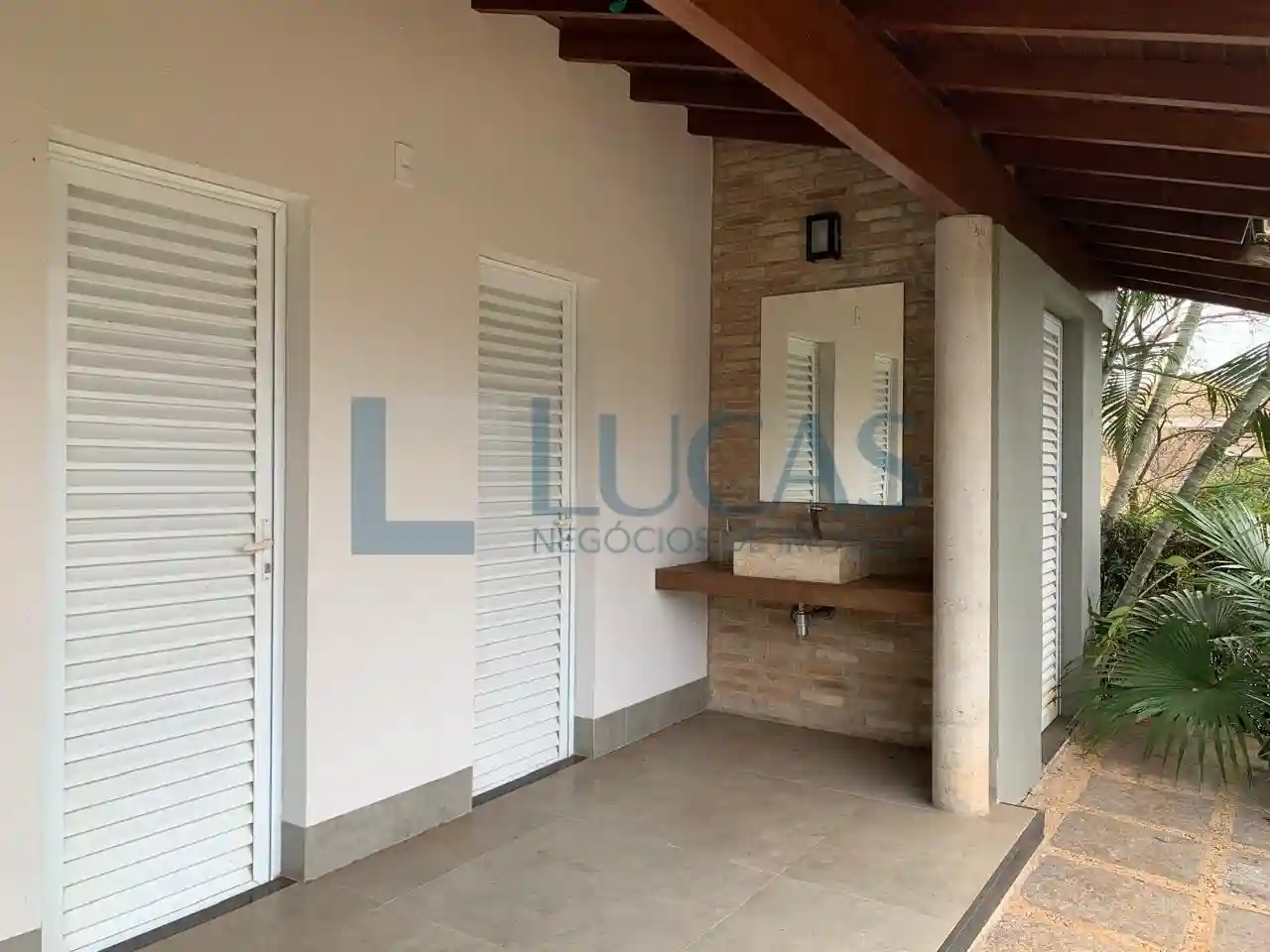 Casa de Condomínio com 4 quartos à venda, 340m² — foto 10 de 42