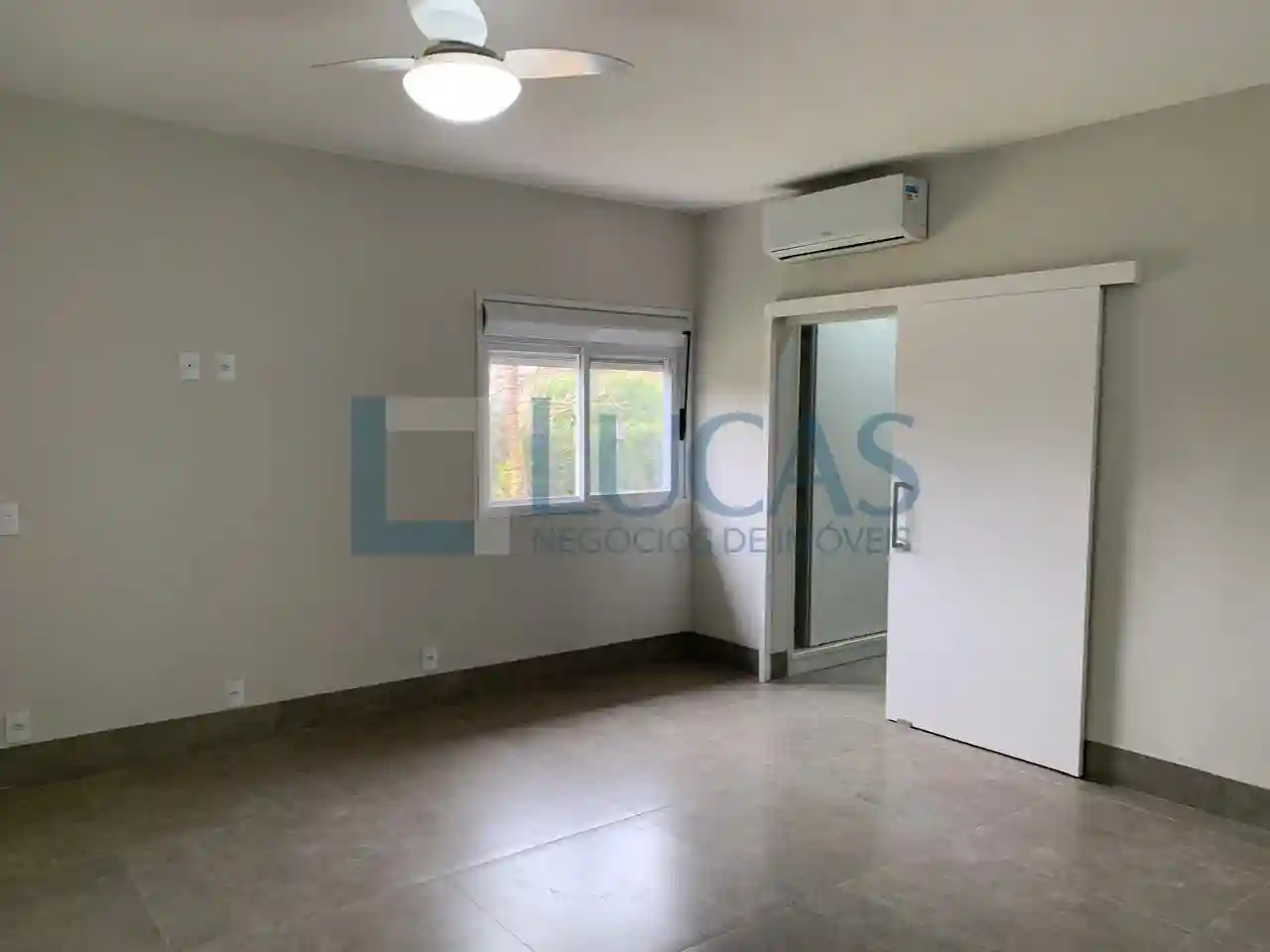 Casa de Condomínio com 4 quartos à venda, 340m² — foto 34 de 42