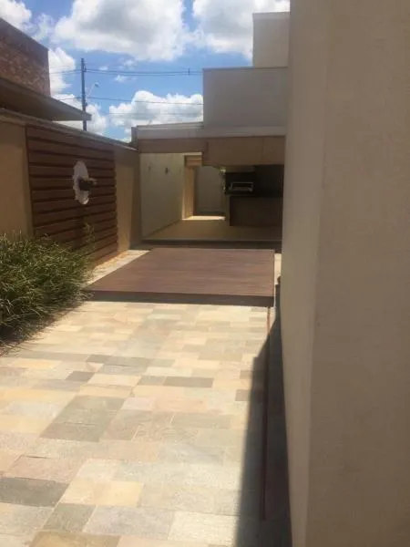 Casa de Condomínio com 4 quartos à venda, 450m² — foto 3 de 13