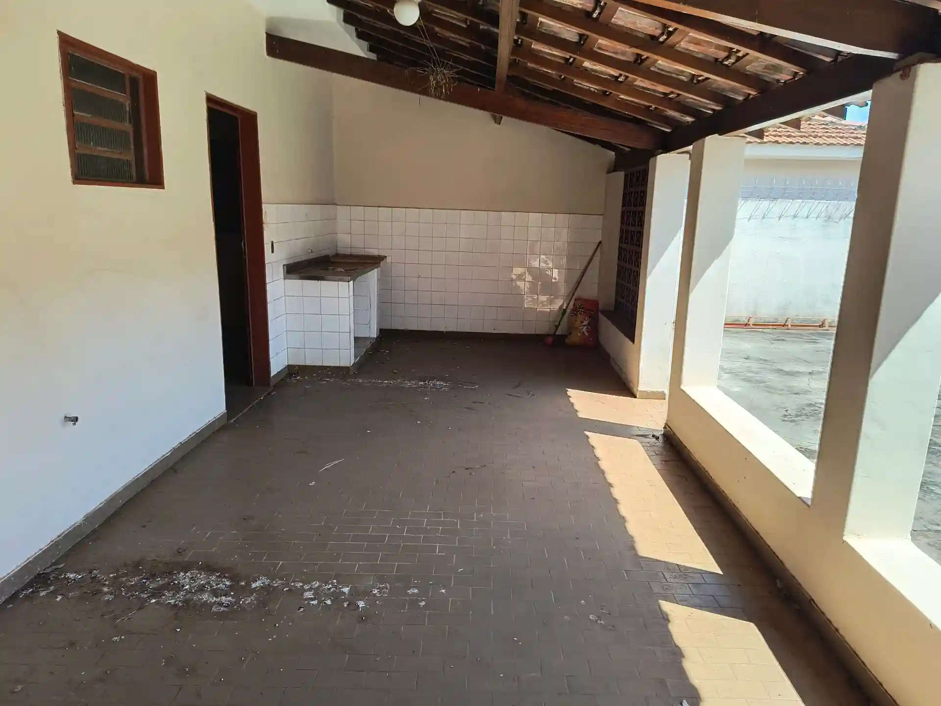 Casa Comercial com 2 quartos à venda, 275m² — foto 4 de 17