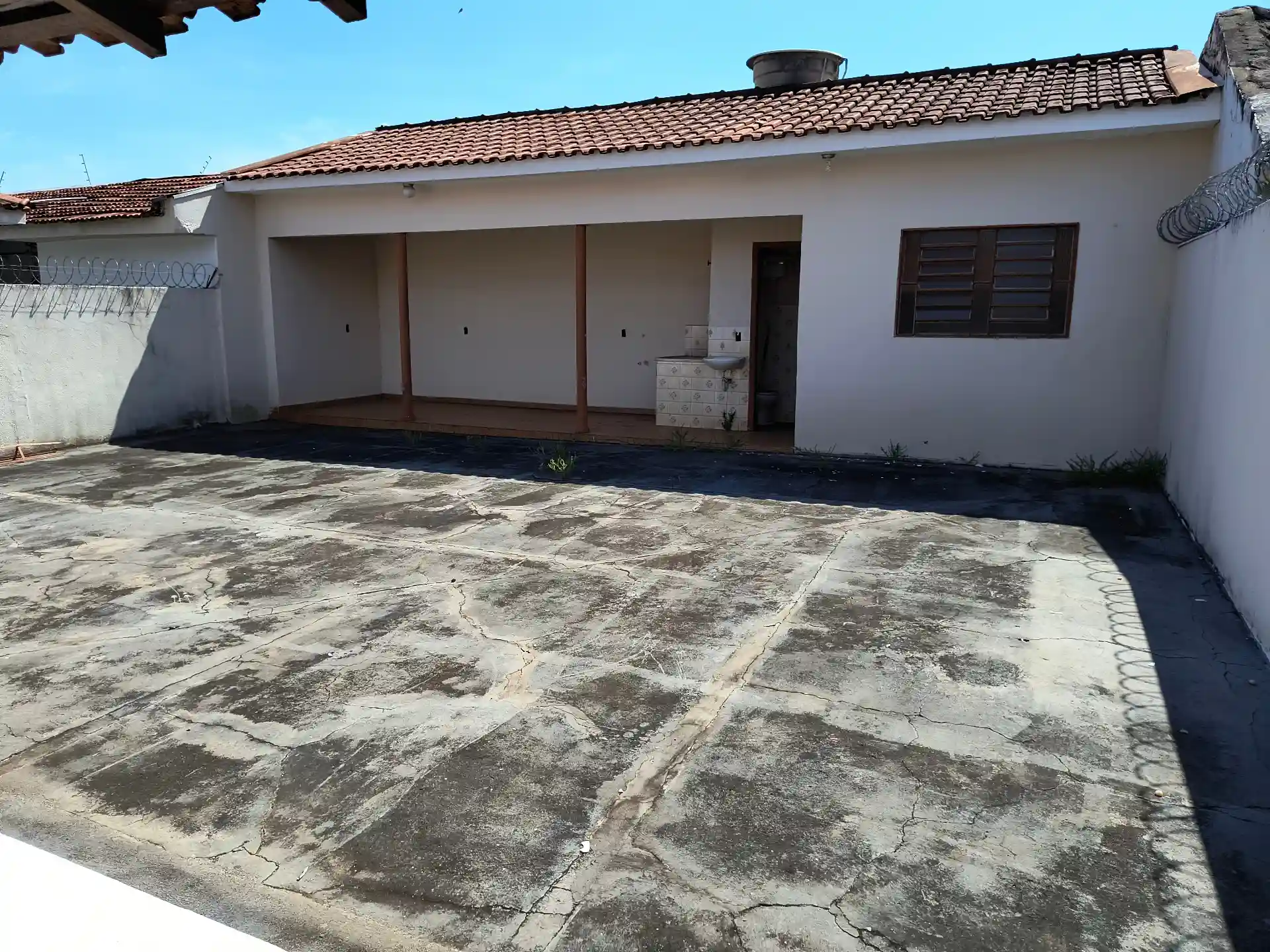 Casa Comercial com 2 quartos à venda, 275m² — foto 3 de 17