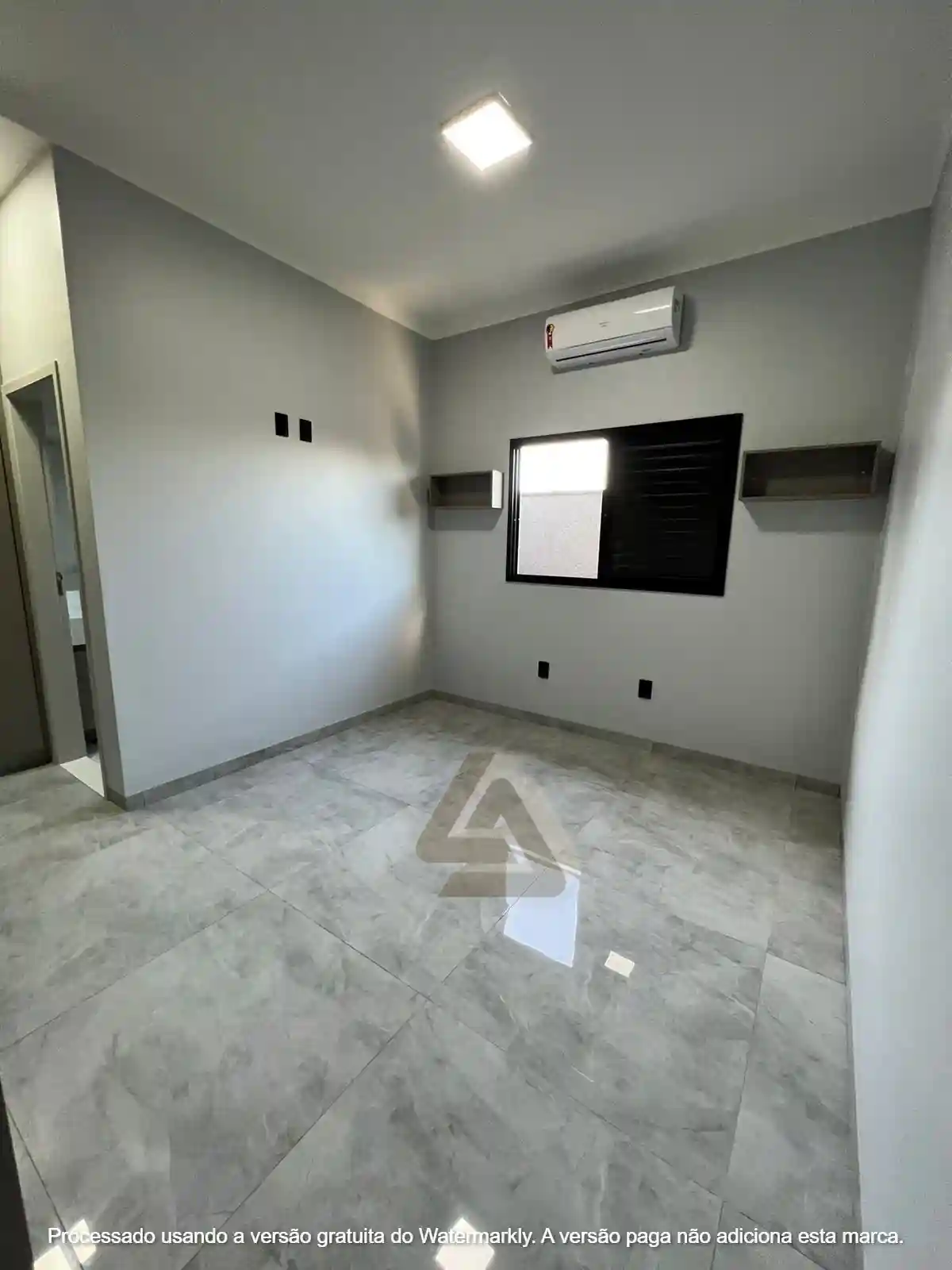 Casa de Condomínio com 3 quartos à venda, 205m² — foto 8 de 10