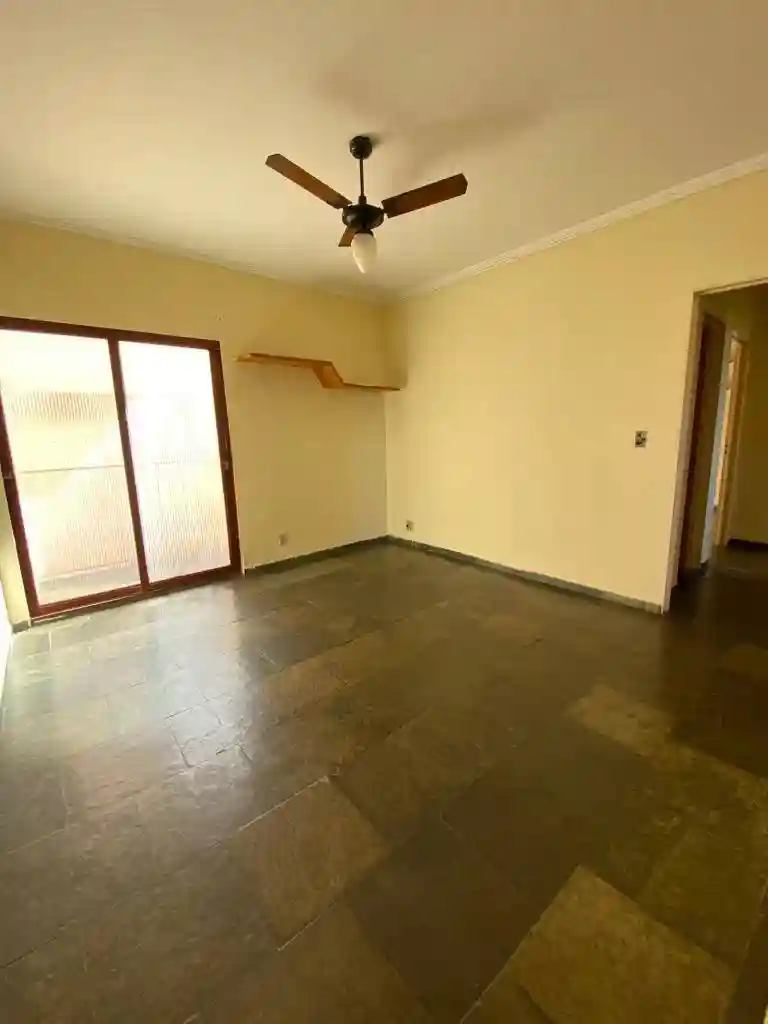 Apartamento com 2 quartos à venda, 60m² — foto 1 de 15