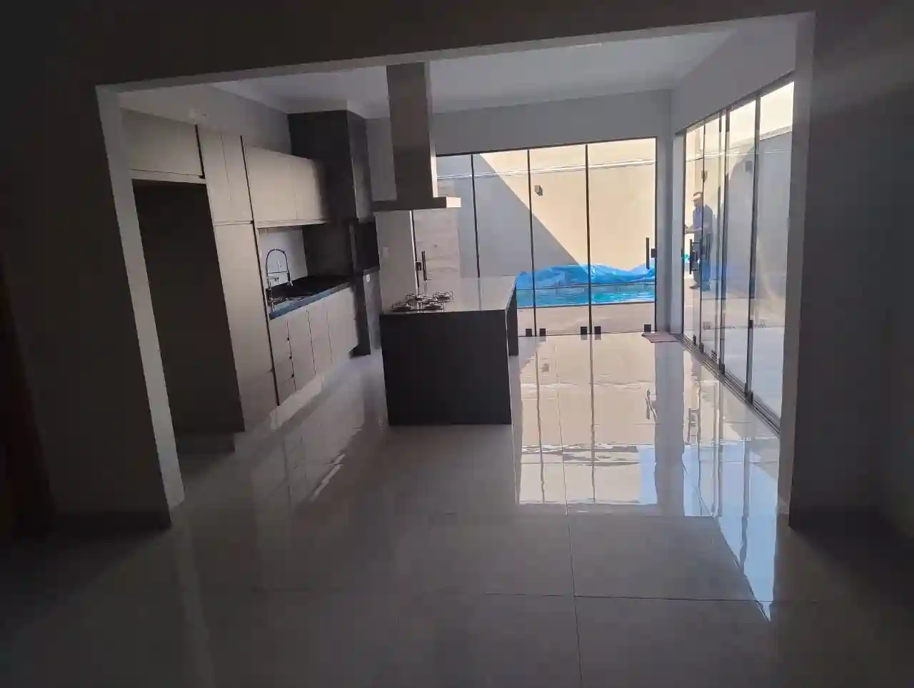 Casa de Condomínio com 3 quartos à venda, 258m² — foto 4 de 15