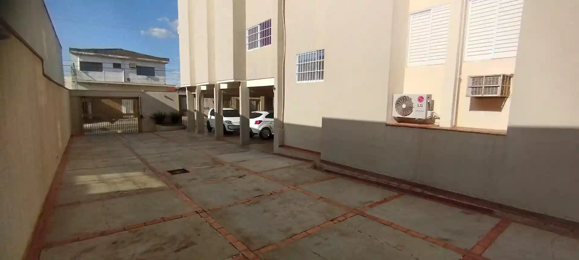 Apartamento com 3 quartos à venda, 95m² — foto 24 de 25
