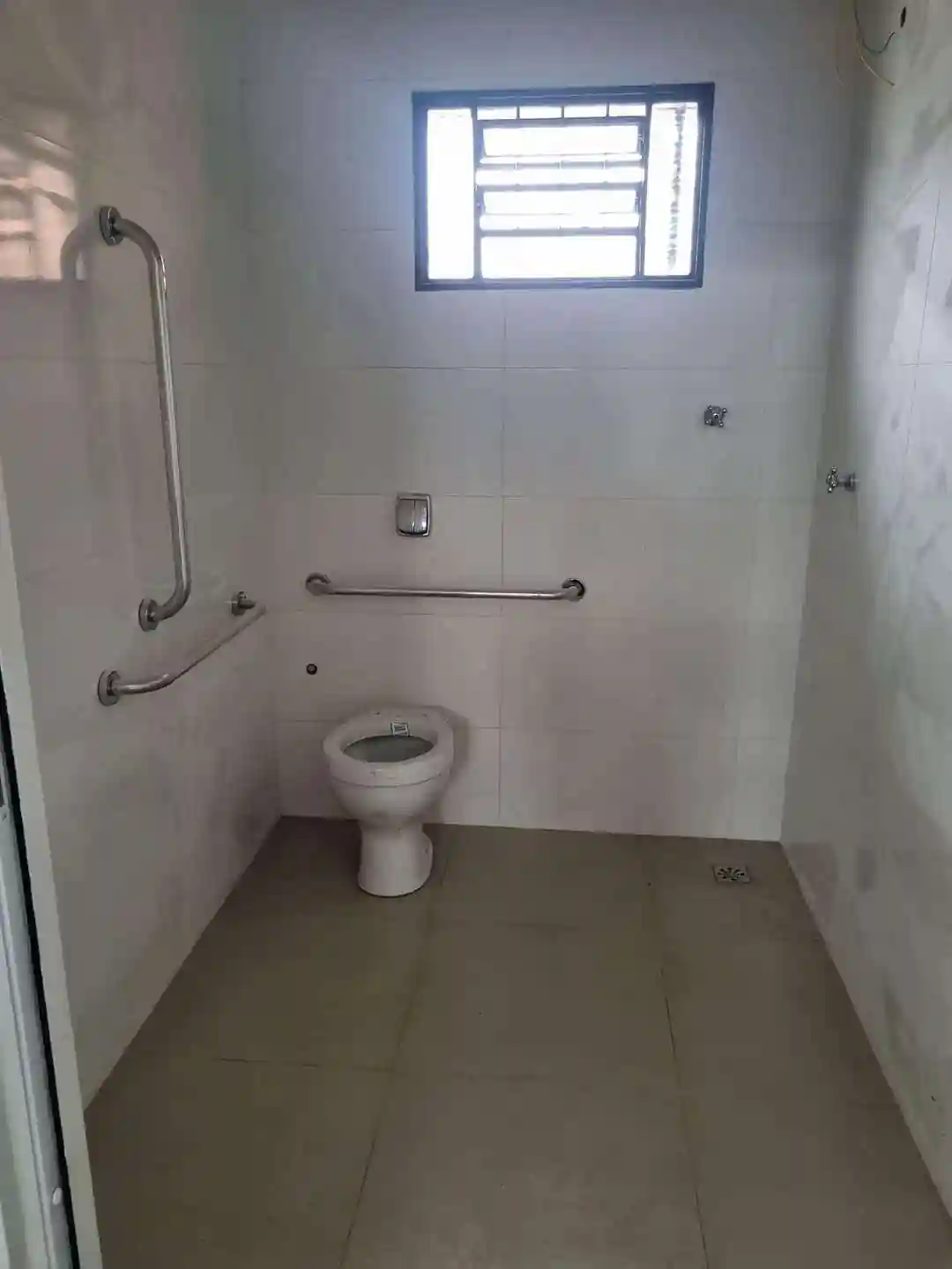 Loja / Salão / Ponto Comercial  à venda, 220m² — foto 9 de 9