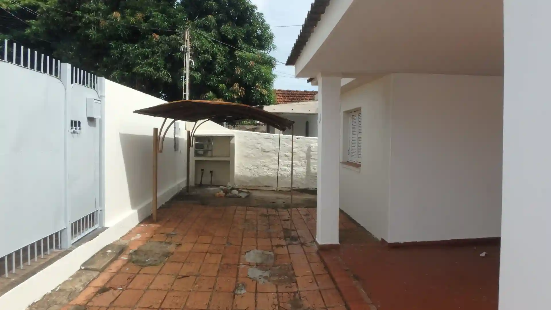 Casa  à venda, 242m² — foto 4 de 42
