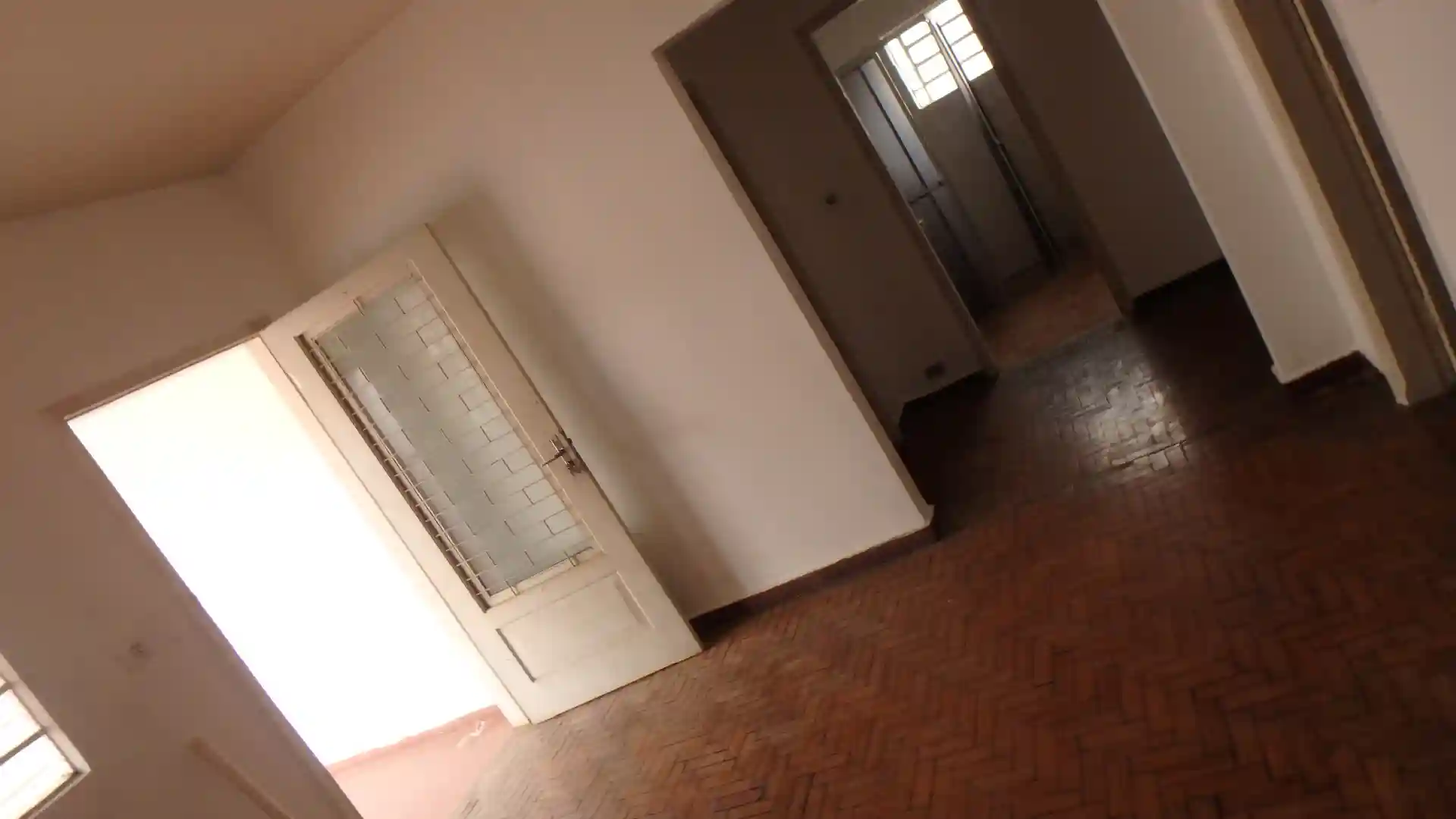 Casa  à venda, 242m² — foto 8 de 42