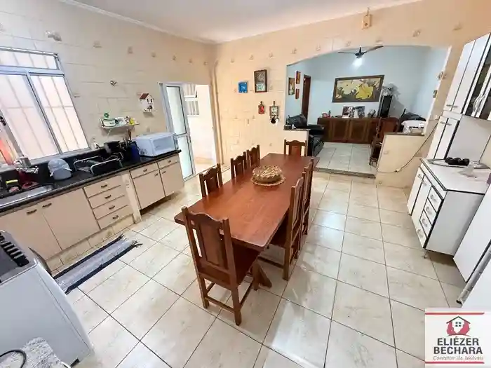 Casa com 3 quartos à venda, 150m² — foto 11 de 25