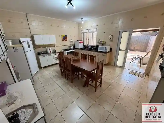 Casa com 3 quartos à venda, 150m² — foto 14 de 25