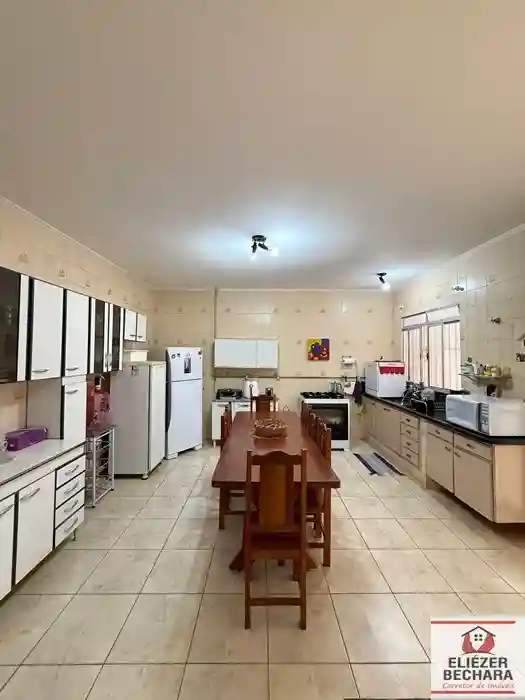 Casa com 3 quartos à venda, 150m² — foto 9 de 25
