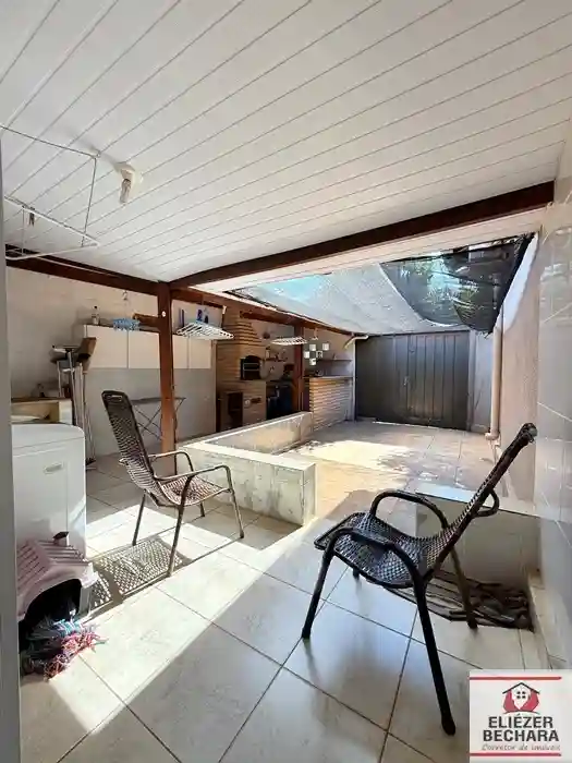 Casa com 3 quartos à venda, 150m² — foto 24 de 25